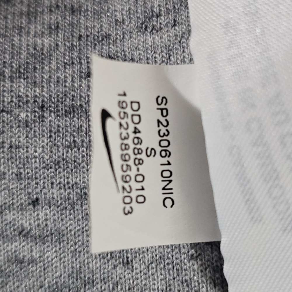 Nike Tech Fleece Hoodie Mens Small Grey Full Double Zip Sweatshirt DD4688-010 - Picture 4 of 16